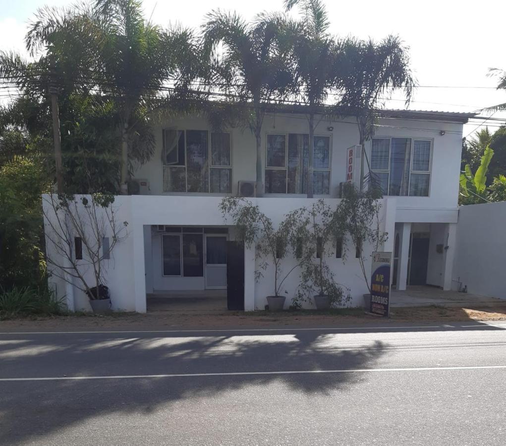 Saragama Holiday Resort Kurunegala Dış mekan fotoğraf